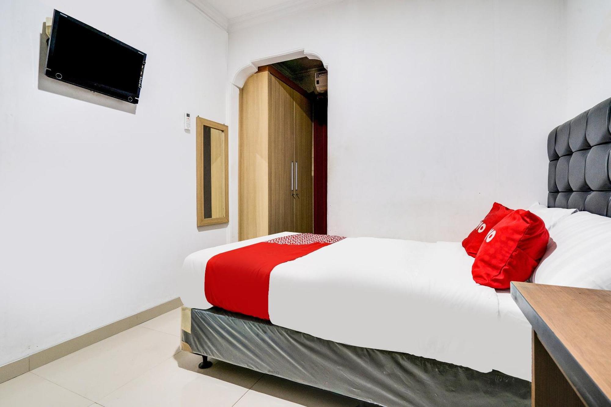 Hotel Oyo Life 91994 Sawerigading Jatinangor Syariah Sayang Exterior foto